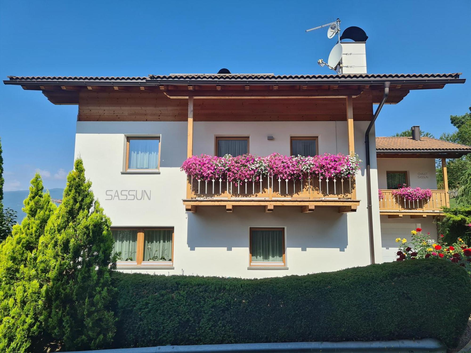 Apartment Sassun Laion Buitenkant foto